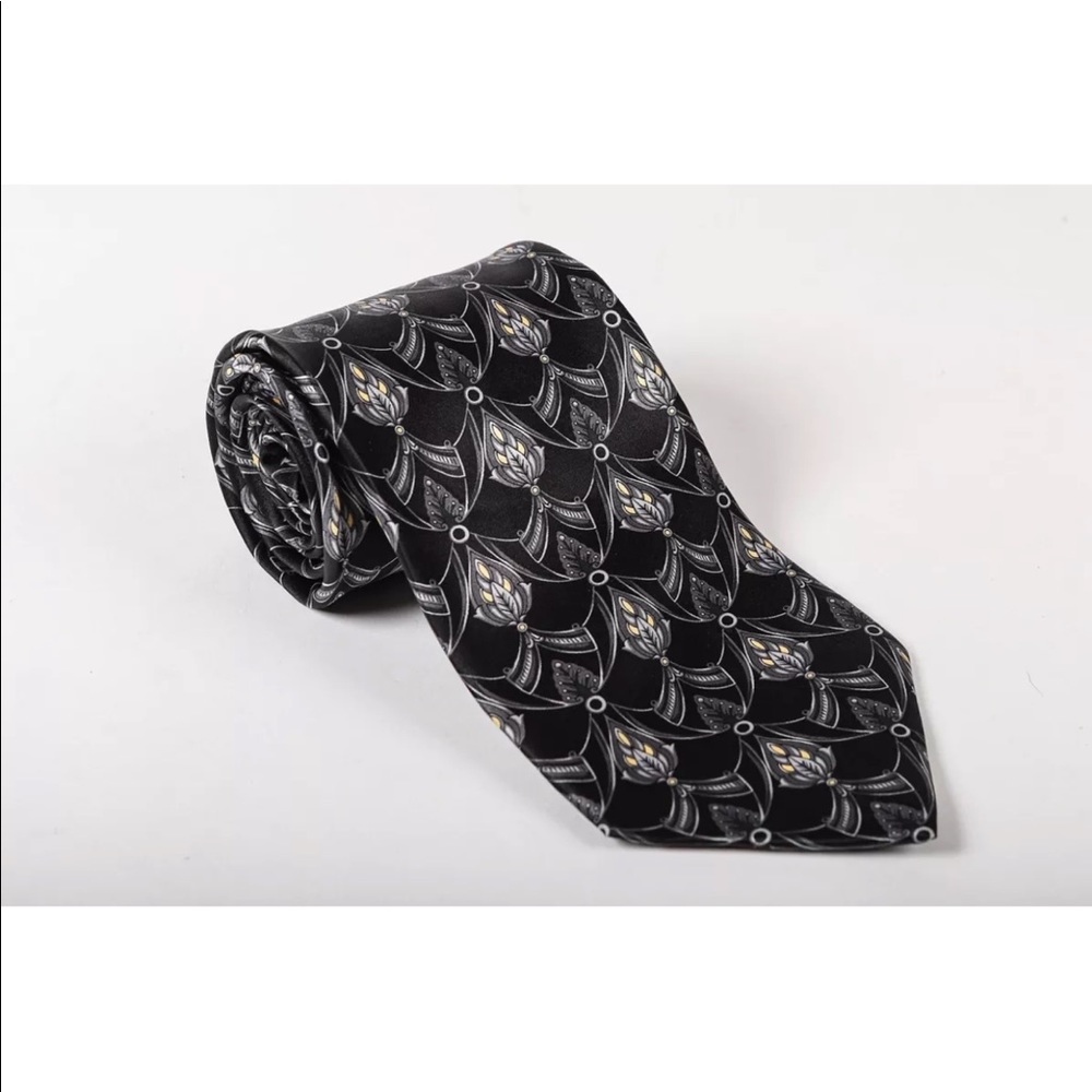 Peter Thomas tie